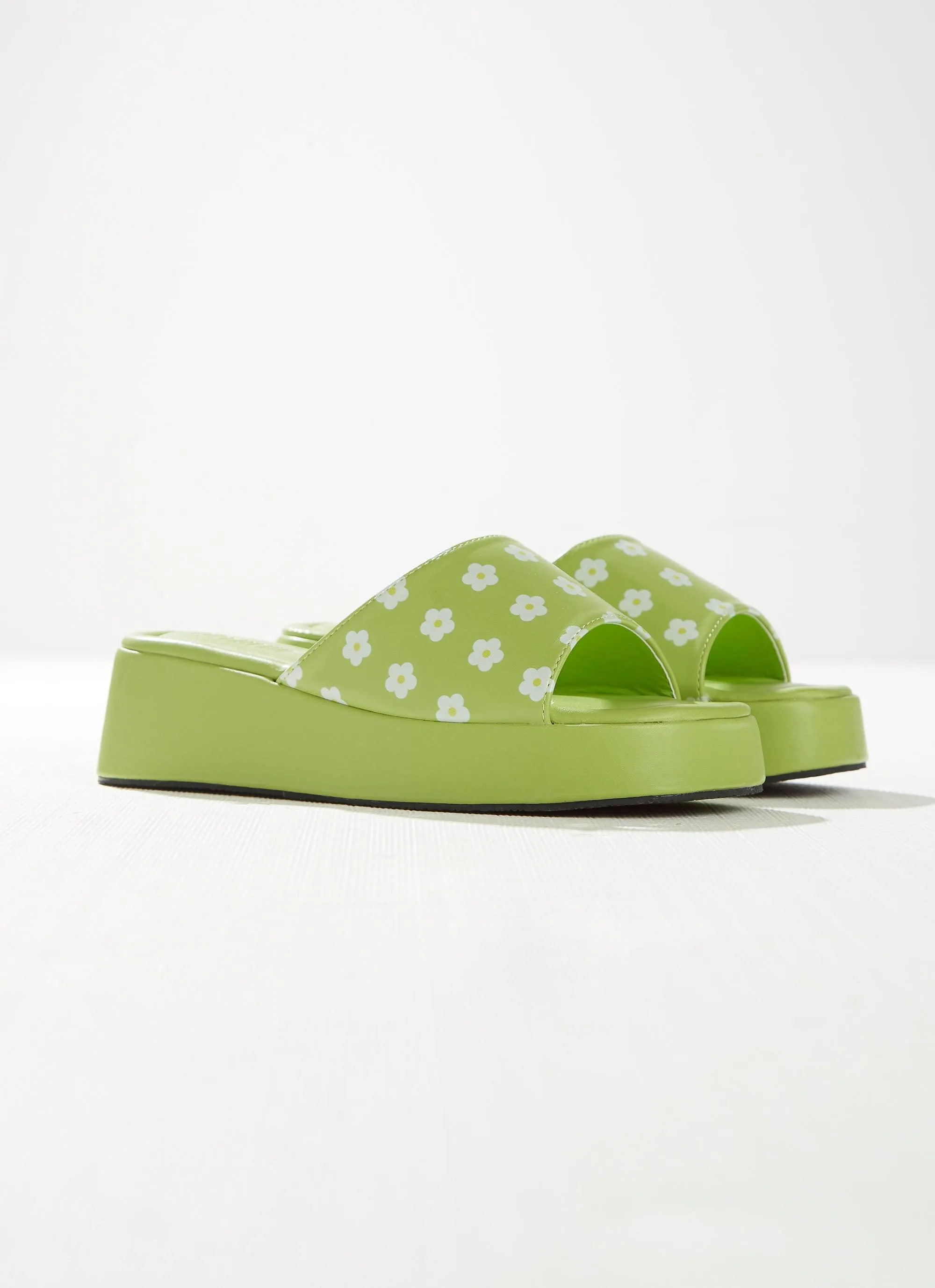 Daisy Chain Mule - Lime Daisy