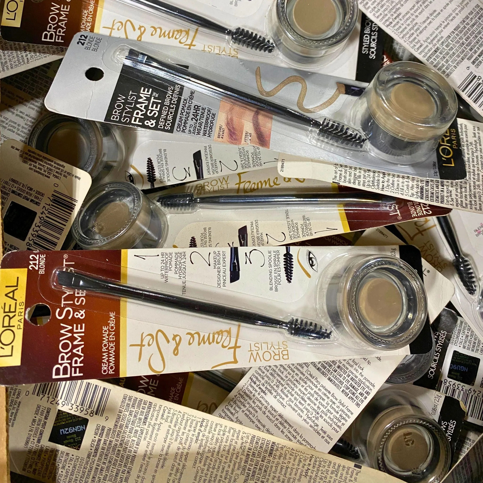 L'Oreal Paris Brow Stylist Frame & Set Defined Brow Cream Pomade (50 Pcs Lot)