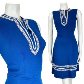 VINTAGE 60s 70s BRIGHT BLUE WHITE EMBROIDERED MOD SLEEVELESS WOOL DRESS 8